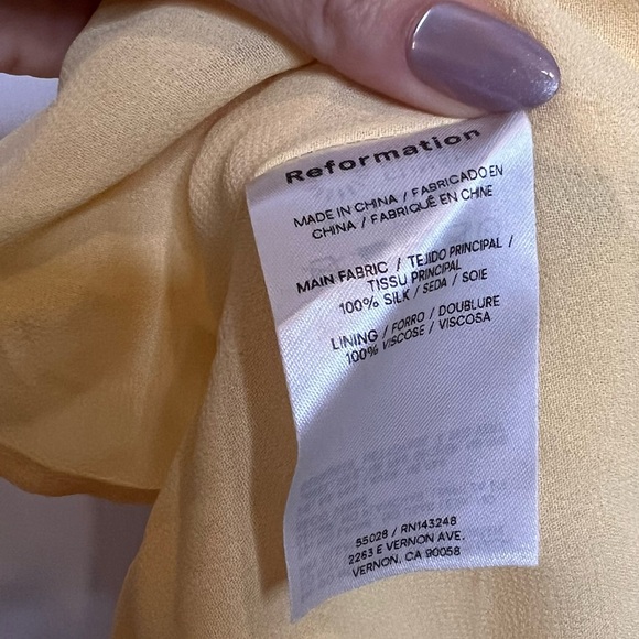 NWT REFORMATION Myla Silk Dress in Sunshine. Size 2 - Picture 13 of 14